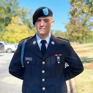 Meet your Posher, Devon